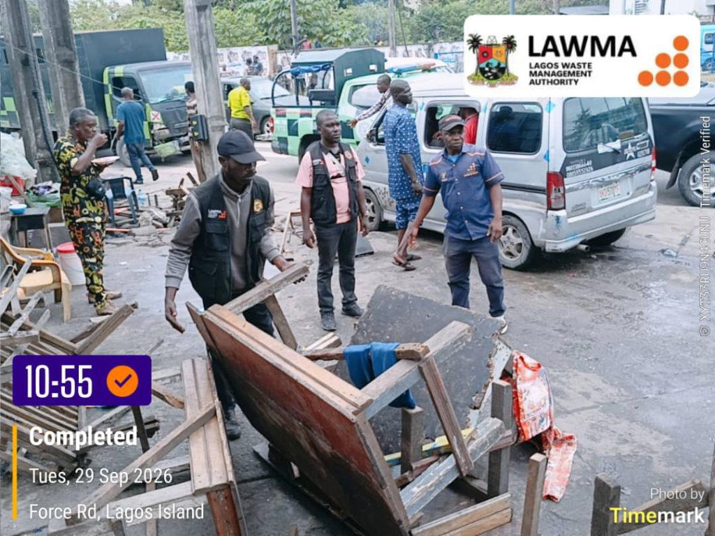 LAWMA dislodges illegal traders at TBS, Costain