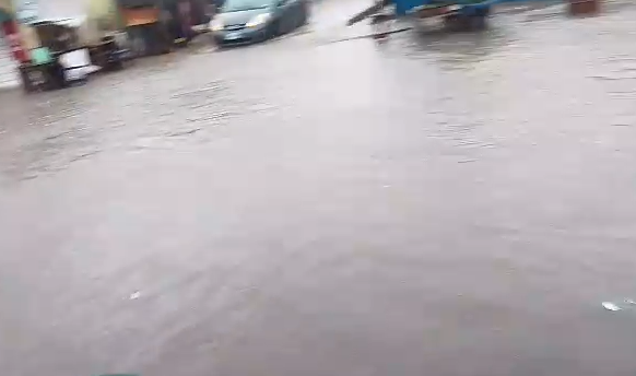 Floods take over homes, business premises in Warri, Udu, Uvwie