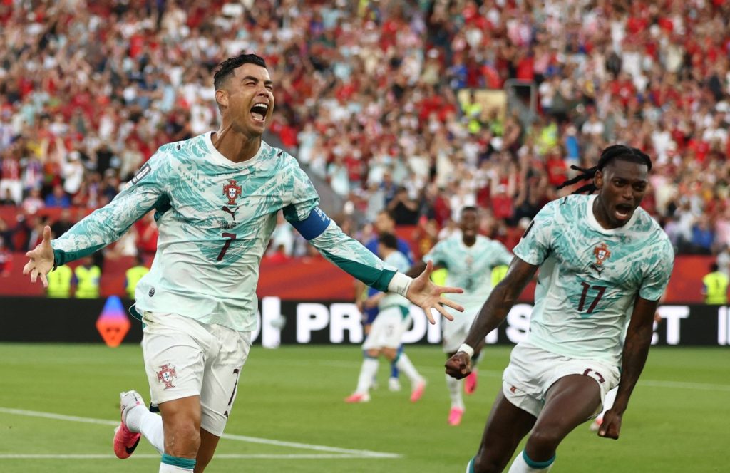 Fernandes hails Portugal’s ‘greatest symbol’ Ronaldo, calls for unity