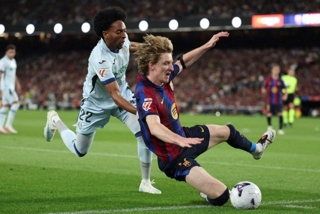 Gordon nets first Barca goal as Liga leaders beat Getafe