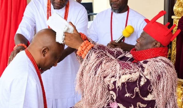 Soyinka, others cheer as Asagba decorates Jibunoh with chieftaincy title