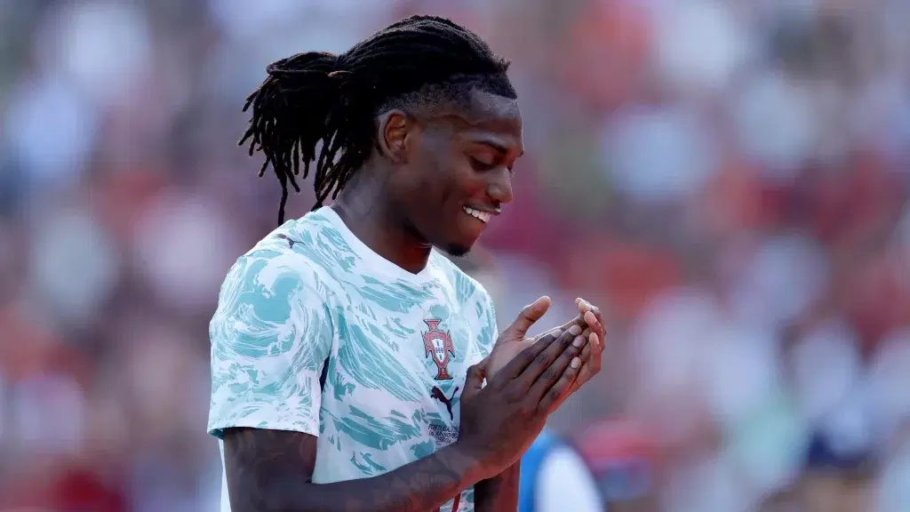 Rafeal Leao to wear no. 7 shirt after Ronaldo’s exit