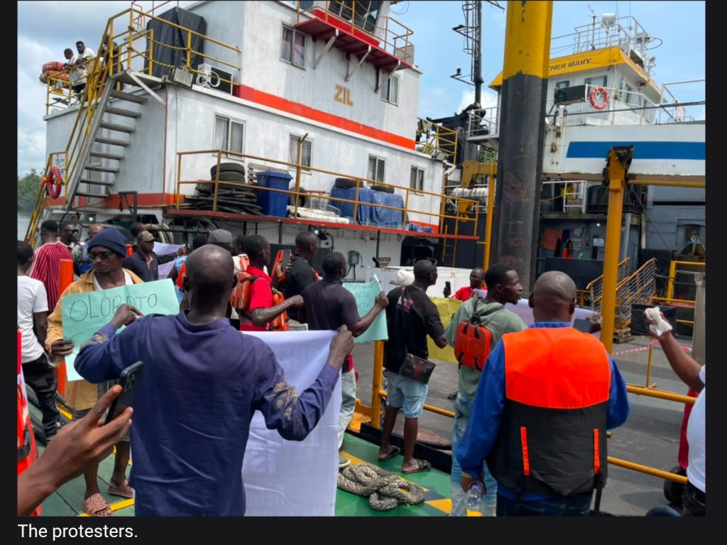 Delta youths seize Macaraba oil field over alleged marginalization 