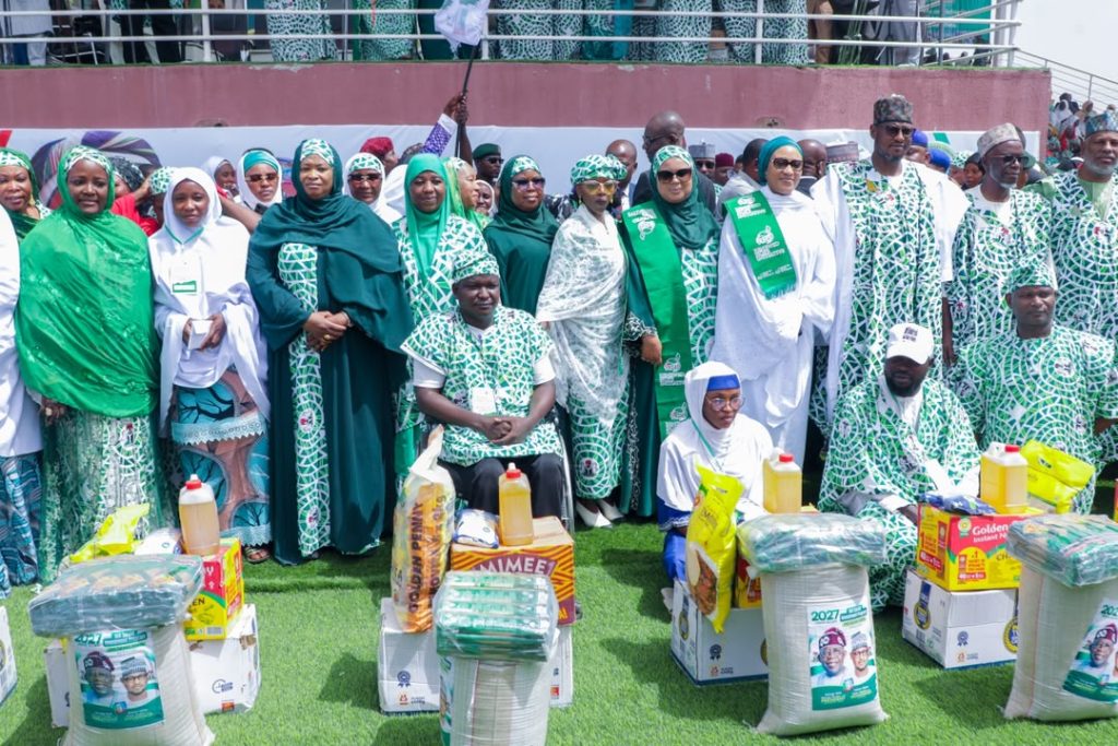 First Lady’s RHI extends food outreach to Katsina, seeks community food banks nationwide